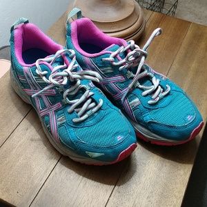 Multi colored tennis shoes